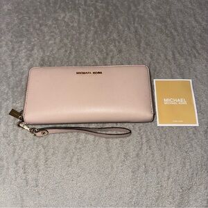 Michael Kors jet set travel continental full size wallet with removable wristlet